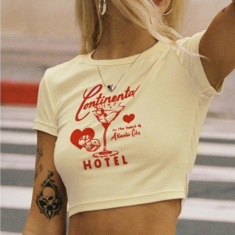 Princess Polly Continental Hotel Graphic Crop Top - Cream